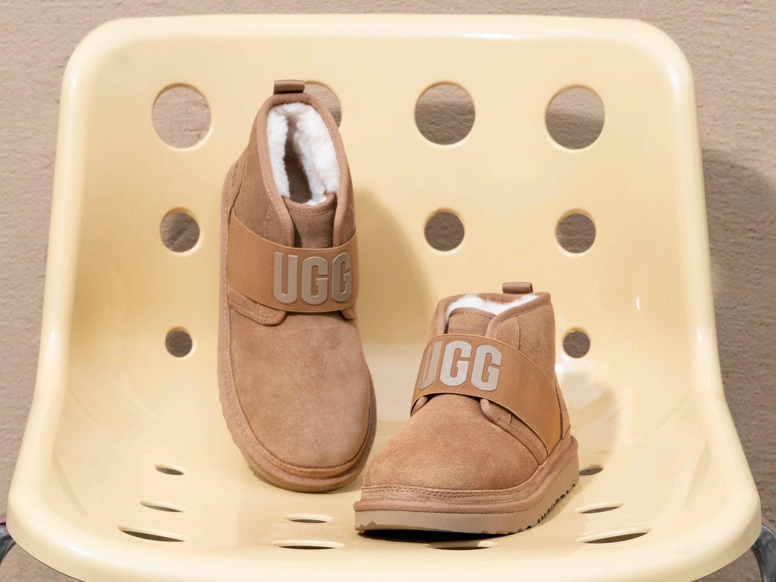 2022 UGG AW22 KEY PRODUCTS - UGG Photography by Kresnikwang