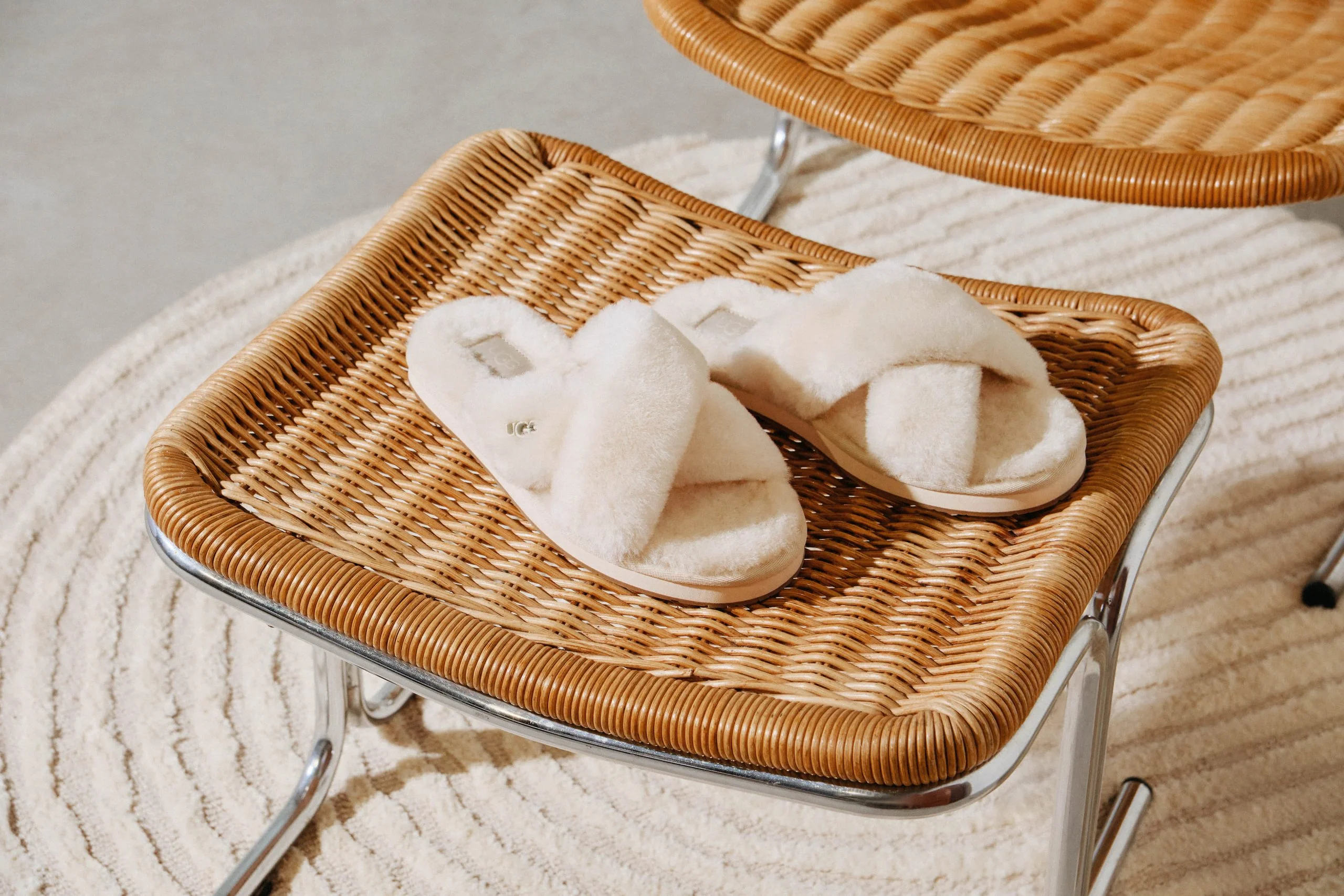 2022 UGG AW22 KEY PRODUCTS - UGG Photography by Kresnikwang