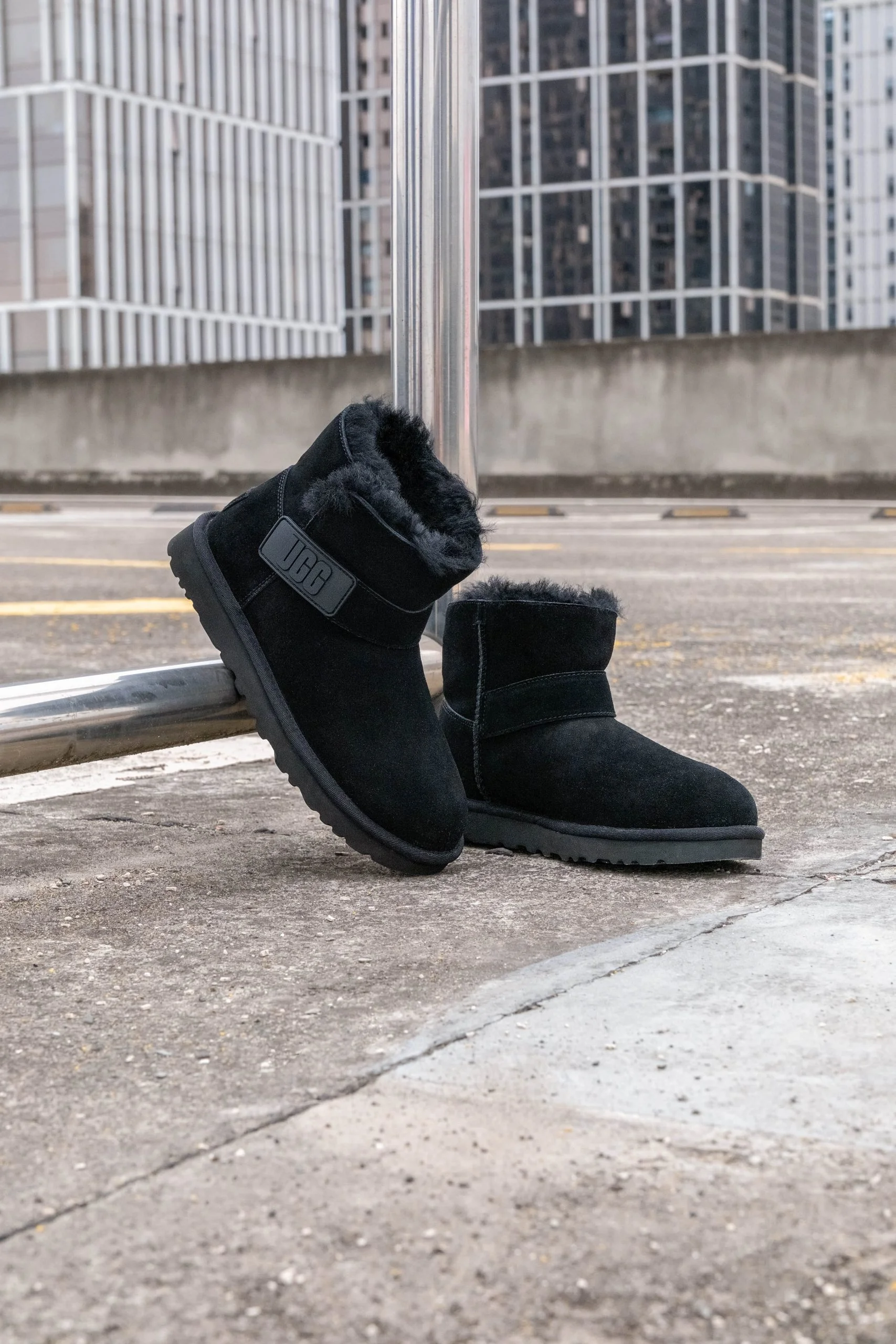 2022 UGG AW22 KEY PRODUCTS - UGG Photography by Kresnikwang