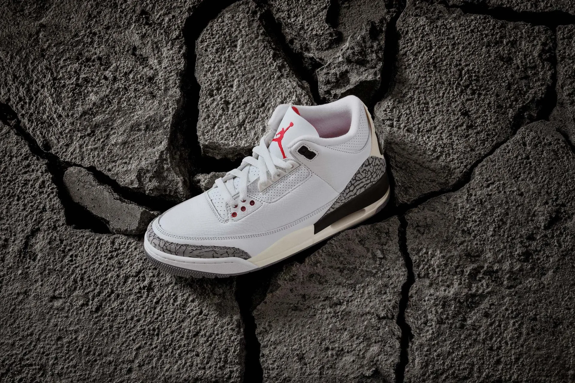 2023 SP AJ3 WHITE CEMENT - Jordan Photography by Kresnikwang