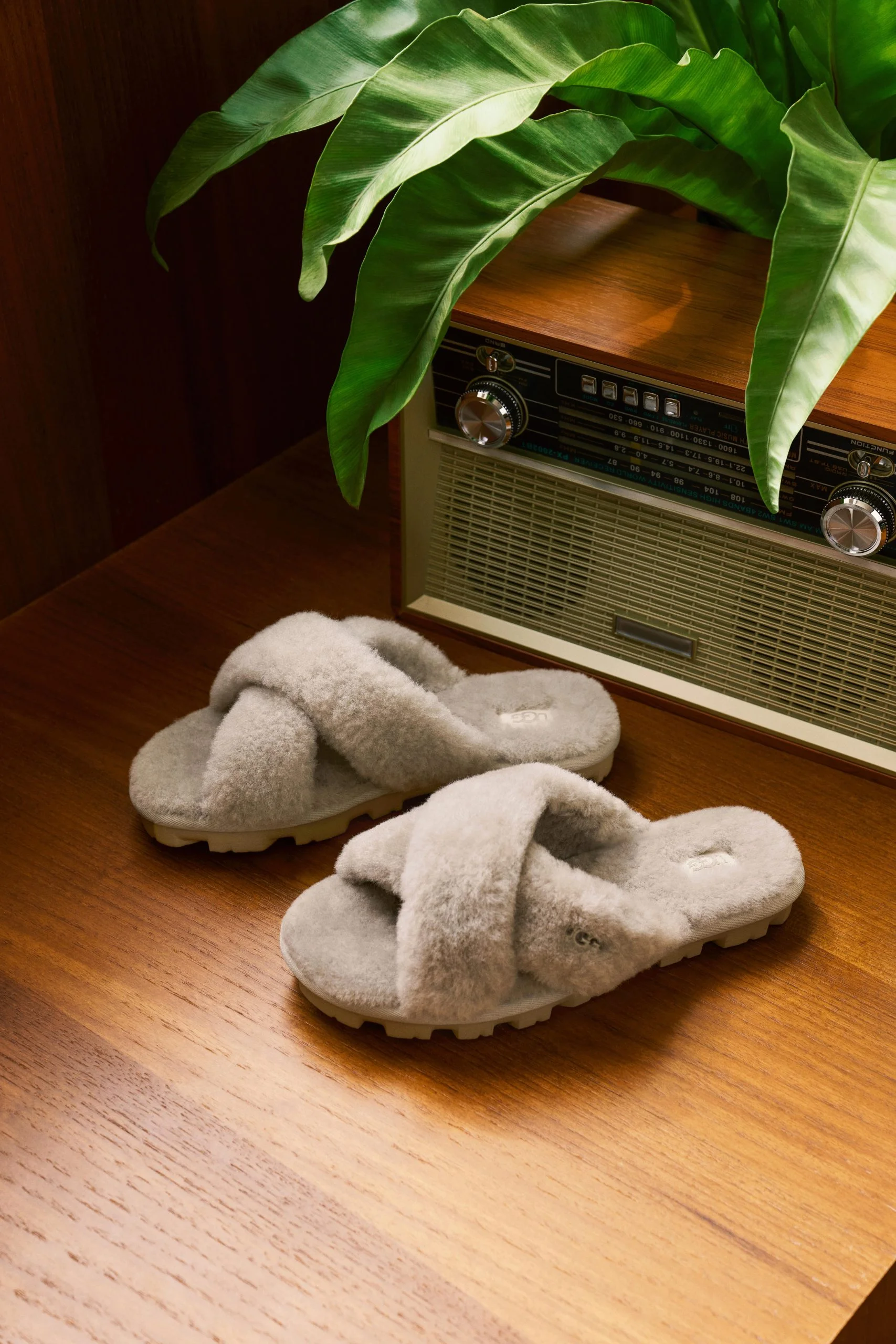 2025 UGG SS - UGG Photography by Kresnikwang