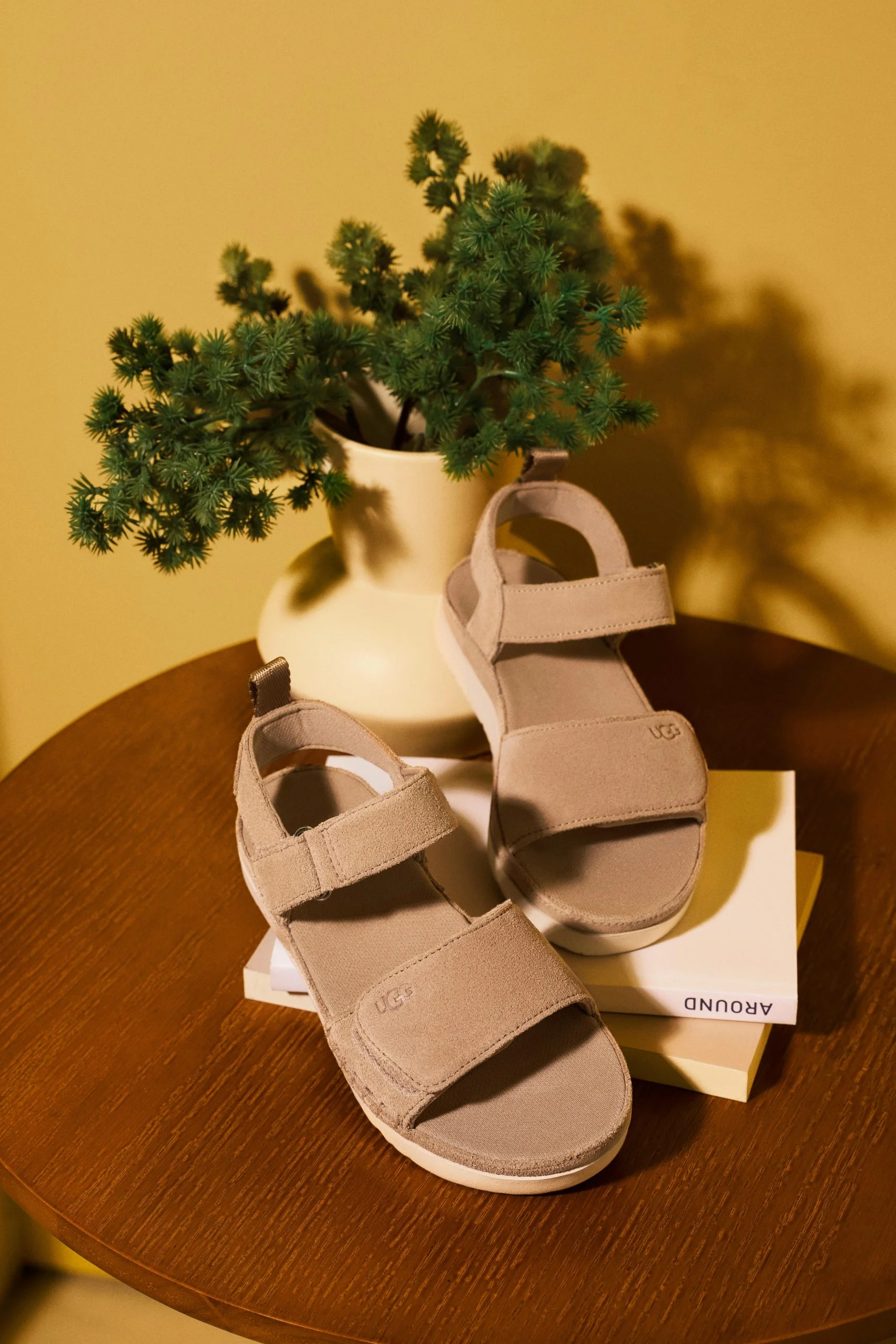 2025 UGG SS - UGG Photography by Kresnikwang