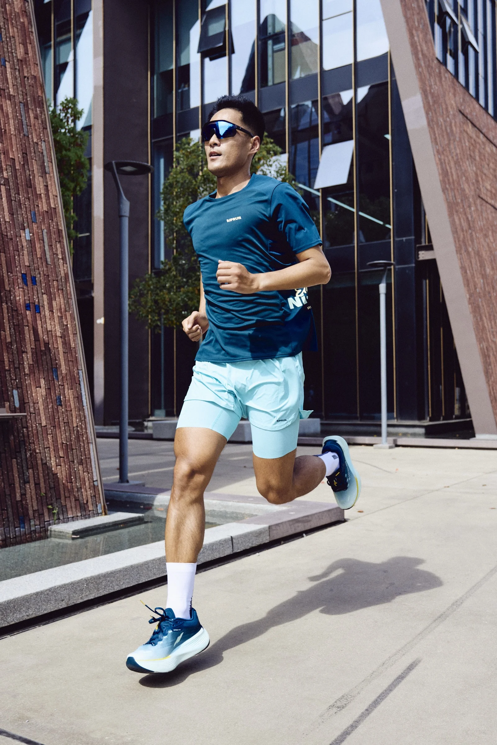 Decathlon Kiprun 900 - Decathlon Photography by Kresnikwang
