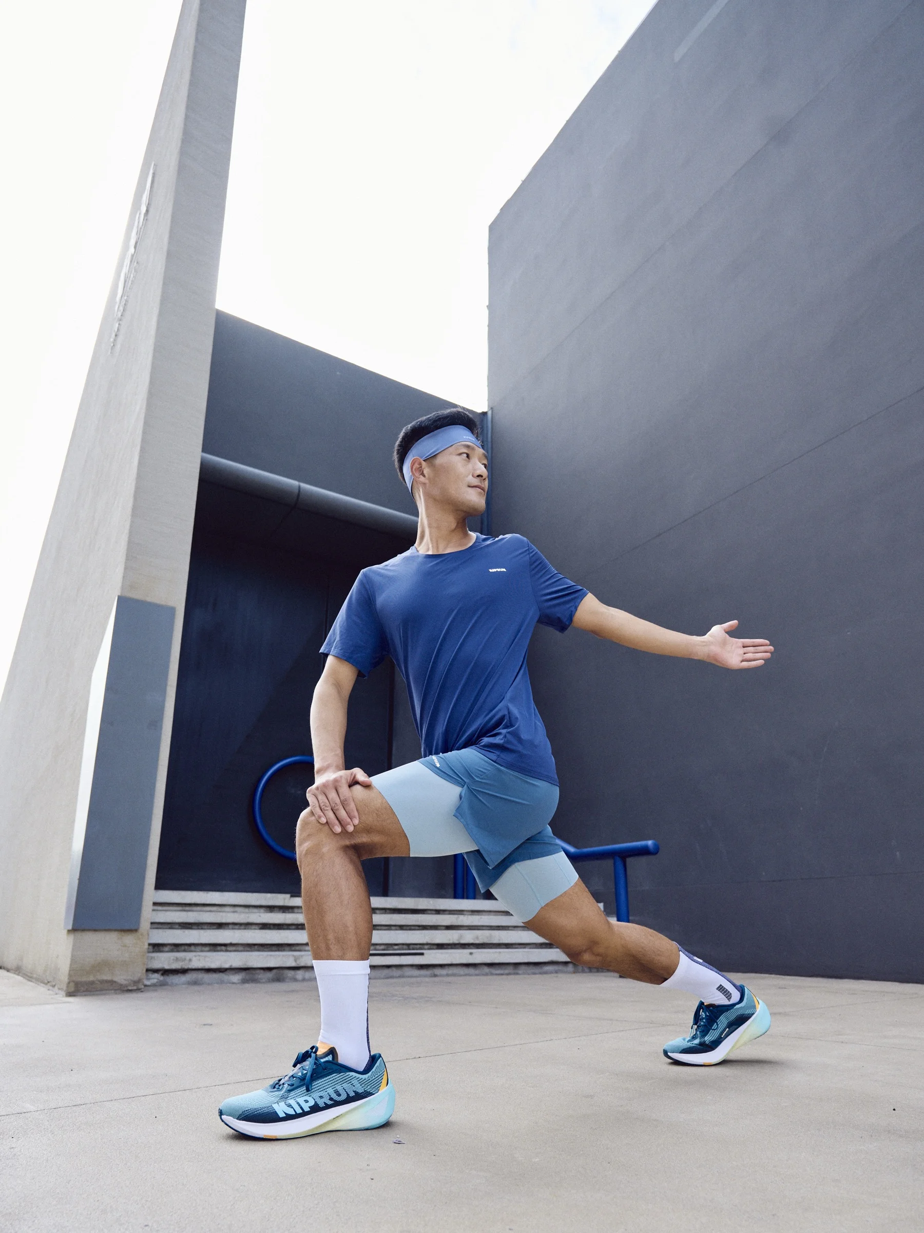 Decathlon Kiprun 900 - Decathlon Photography by Kresnikwang